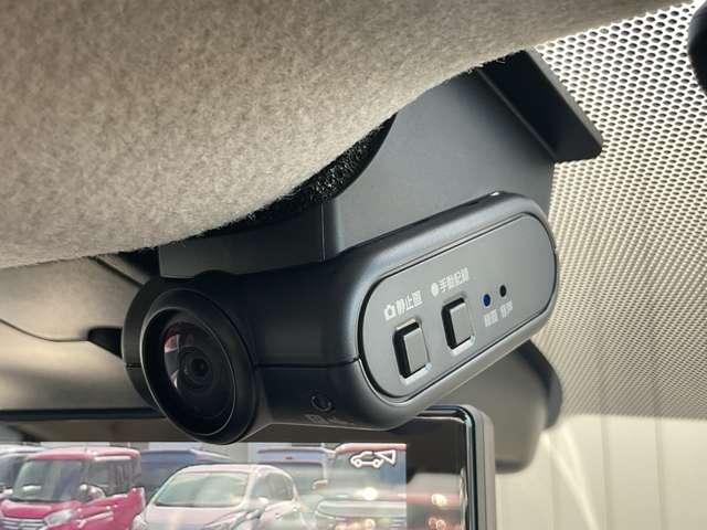 ノート 1.2 X メモリーナビ 全周囲カメラ ETC リアカメラ 衝突被害軽減ブレ-キ 全方位カメラ ETC付 禁煙車 LEDヘッドライト レーンアシスト インテリジェントキー ワンオーナー ドラレコ アイドリングストップ 整備記録簿 盗難防止システム(13枚目)