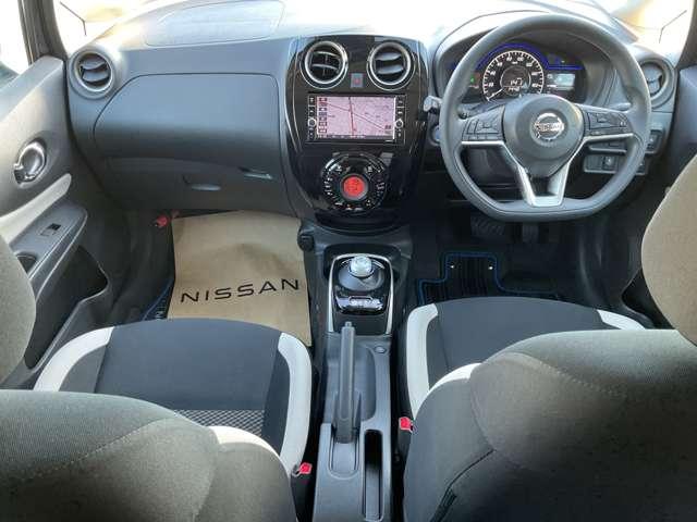 ノート １．２　ｅ－ＰＯＷＥＲ　Ｘ　Ｖセレクション　メモリーナビ　全周囲カメラ　ＥＴＣ２．０　アラウンドカメラ　ワンオ－ナ－車　運転席助手席エアバック　エアバッグ　衝突被害軽減装置　イモビライザー　ＬＥＤヘッドライト　パワーウインドウ　レーンアシスト　ＥＴＣ　アルミホイール　スマートキー（3枚目）