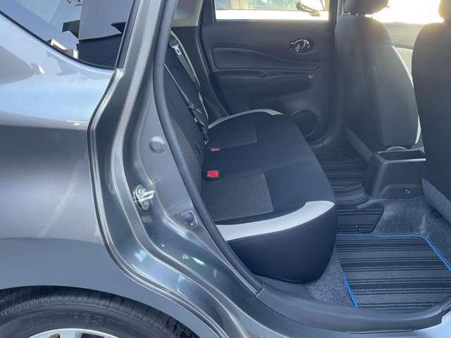 ノート １．２　ｅ－ＰＯＷＥＲ　Ｘ　Ｖセレクション　メモリーナビ　全周囲カメラ　ＥＴＣ２．０　アラウンドカメラ　ワンオ－ナ－車　運転席助手席エアバック　エアバッグ　衝突被害軽減装置　イモビライザー　ＬＥＤヘッドライト　パワーウインドウ　レーンアシスト　ＥＴＣ　アルミホイール　スマートキー（17枚目）