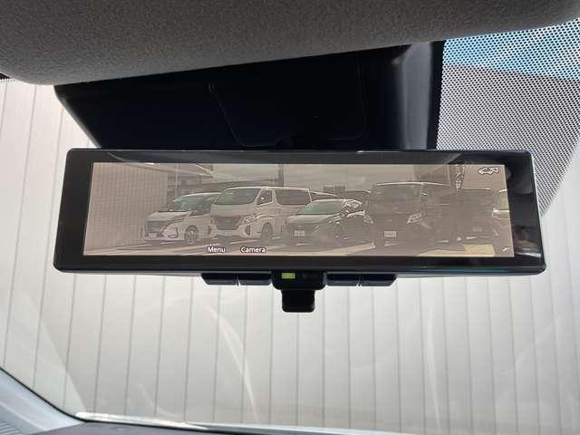 ノート 1.2 X ※※雹害車※※ナビレス 全周囲カメラ リアカメラ 衝突被害軽減ブレ-キ 全方位カメラ 禁煙車 レーンアシスト インテリジェントキー ワンオーナー アイドリングストップ 盗難防止システム サイドカーテンエアバック サイドカメラ キーレス(11枚目)