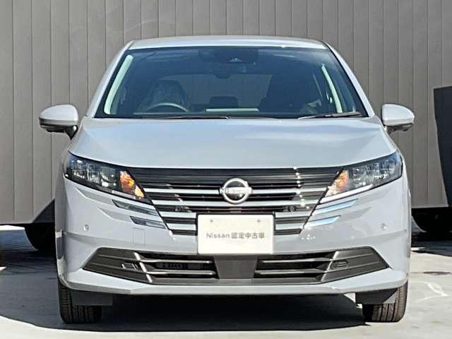 ノート 1.2 X ※※雹害車※※ナビレス 全周囲カメラ リアカメラ 衝突被害軽減ブレ-キ 全方位カメラ 禁煙車 レーンアシスト インテリジェントキー ワンオーナー アイドリングストップ 盗難防止システム サイドカーテンエアバック サイドカメラ キーレス(14枚目)