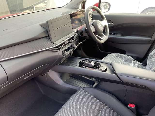 ノート １．２　Ｘ　※※雹害車※※ナビレス　全周囲カメラ　リアカメラ　衝突被害軽減ブレ－キ　全方位カメラ　禁煙車　ＬＥＤヘッドライト　レーンアシスト　インテリジェントキー　ワンオーナー　アイドリングストップ　盗難防止システム　サイドカーテンエアバック　ＡＢＳ（32枚目）