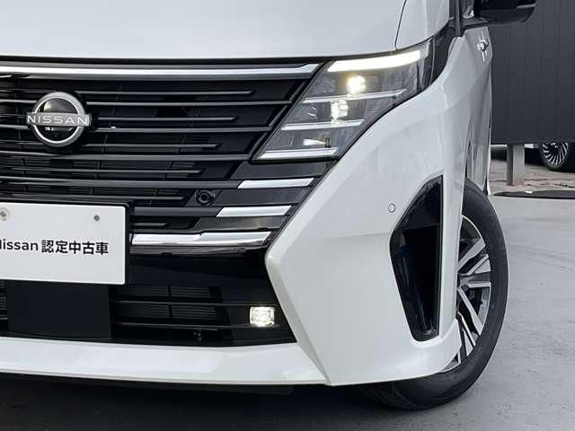 セレナ 2.0 ハイウェイスターV ※※雹害車※※メーカーナビ 全周囲カメラ W電動スライド レーダークルコン レーンアシスト LEDランプ ワンオーナー車 盗難防止システム ETC装備 カーテンエアバッグ アルミホイール キーフリー メモリ-ナビ ナビTV エアコン ドラレコ(6枚目)