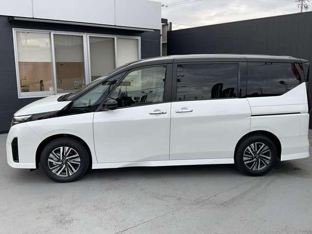 セレナ 2.0 ハイウェイスターV ※※雹害車※※メーカーナビ 全周囲カメラ W電動スライド レーダークルコン レーンアシスト LEDランプ ワンオーナー車 盗難防止システム ETC装備 カーテンエアバッグ アルミホイール キーフリー メモリ-ナビ ナビTV エアコン ドラレコ(9枚目)