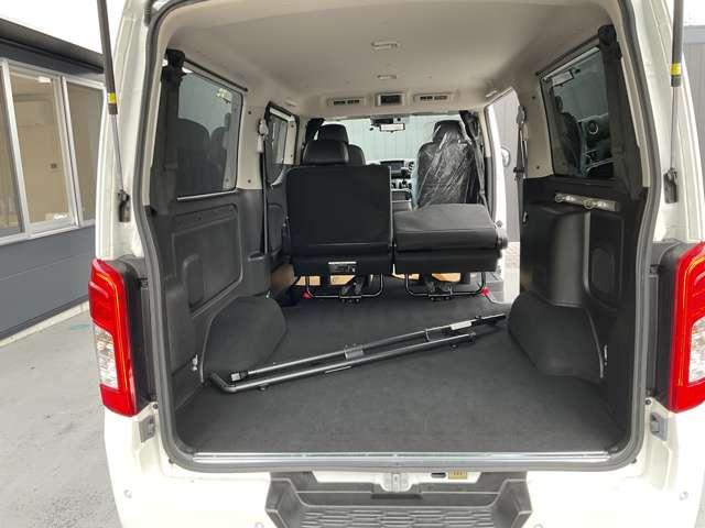 キャラバン ２．０　グランド　プレミアムＧＸ　プロスタイル　ロングボディ　メモリーナビ　全周囲カメラ　ＥＴＣ２．０　インテリキー　全周囲カメラ　オートエアコン　ＬＥＤヘッド　ドラレコ　助手席エアバッグ　キーレス　ＥＴＣ　パワーウィンドー　エアバッグ　レーンキープアシスト　ワンオーナー　バックカメラ　ナビＴＶ（10枚目）