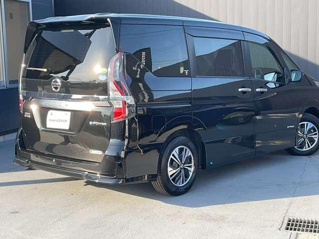 セレナ １．２　ｅ－ＰＯＷＥＲ　ハイウェイスター　Ｖ　メモリーナビ　全周囲カメラ　ＥＴＣ　３６０°カメラ　エマジェンシーブレーキ　１オナ　スマキー　バックカメラ　ＬＥＤ　レーンアシスト　点検記録簿付　ＥＴＣ　ドラレコ　Ａストップ　イモビ　フルオートエアコン　アルミホイール　エアバック（2枚目）