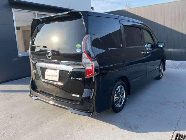 セレナ １．２　ｅ－ＰＯＷＥＲ　ハイウェイスター　Ｖ　メモリーナビ　全周囲カメラ　ＥＴＣ　３６０°カメラ　エマジェンシーブレーキ　１オナ　スマキー　バックカメラ　ＬＥＤ　レーンアシスト　点検記録簿付　ＥＴＣ　ドラレコ　Ａストップ　イモビ　フルオートエアコン　アルミホイール　エアバック（7枚目）