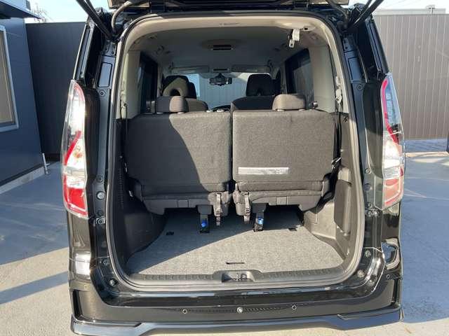 セレナ １．２　ｅ－ＰＯＷＥＲ　ハイウェイスター　Ｖ　メモリーナビ　全周囲カメラ　ＥＴＣ　３６０°カメラ　エマジェンシーブレーキ　１オナ　スマキー　バックカメラ　ＬＥＤ　レーンアシスト　点検記録簿付　ＥＴＣ　ドラレコ　Ａストップ　イモビ　フルオートエアコン　アルミホイール　エアバック（13枚目）