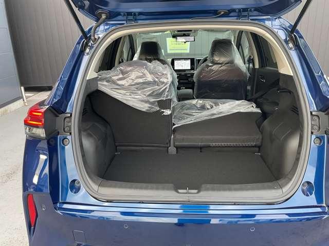 オーラ １．２　Ｇ　※※雹害車※※メーカーナビ　全周囲カメラ　自動（被害軽減）ブレーキ　ＬＥＤ　ＬＫＡ　サイドカメラ　ＥＴＣ　カーテンエアバッグ　イモビライザー　アルミホイール　インテリジェントキー　パワーウィンドウ　ワンオーナー　フルオートエアコン　ナビＴＶ（8枚目）