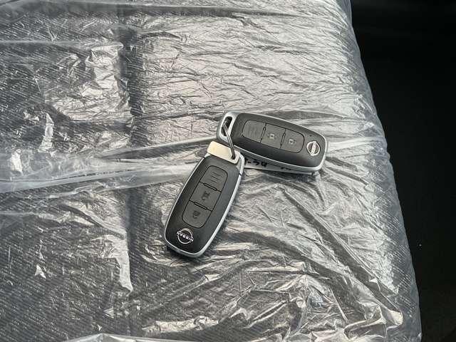 オーラ １．２　Ｇ　※※雹害車※※メーカーナビ　全周囲カメラ　自動（被害軽減）ブレーキ　ＬＥＤ　ＬＫＡ　サイドカメラ　ＥＴＣ　カーテンエアバッグ　イモビライザー　アルミホイール　インテリジェントキー　パワーウィンドウ　ワンオーナー　フルオートエアコン　ナビＴＶ（11枚目）