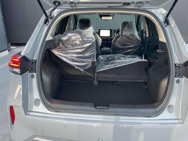 オーラ １．２　Ｇ　※※雹害車※※メーカーナビ　全周囲カメラ　自動（被害軽減）ブレーキ　ＬＥＤ　ＬＫＡ　サイドカメラ　ＥＴＣ　カーテンエアバッグ　イモビライザー　アルミホイール　禁煙　インテリジェントキー　パワーウィンドウ　ワンオーナー　フルオートエアコン（12枚目）