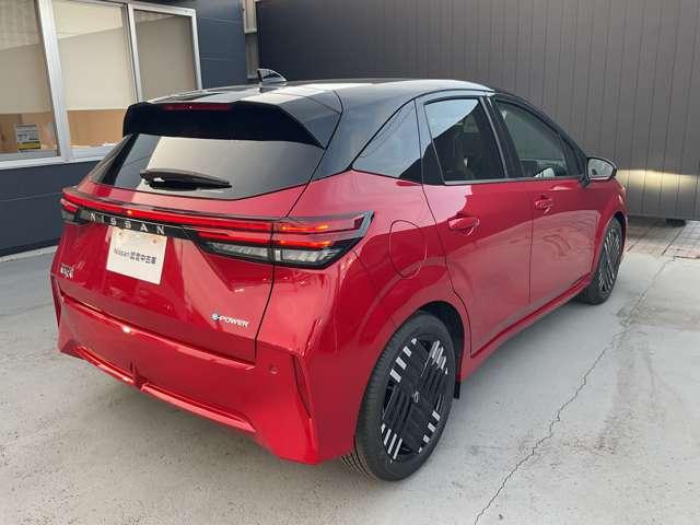 オーラ １．２　Ｇ　※※雹害車※※メーカーナビ　全周囲カメラ　自動（被害軽減）ブレーキ　ＬＥＤ　ＬＫＡ　サイドカメラ　ＥＴＣ　カーテンエアバッグ　イモビライザー　アルミホイール　禁煙　インテリジェントキー　パワーウィンドウ　ワンオーナー　フルオートエアコン（2枚目）