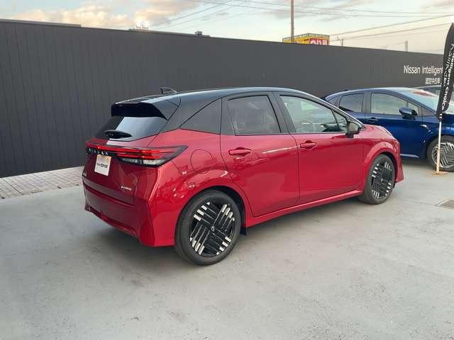 オーラ １．２　Ｇ　※※雹害車※※メーカーナビ　全周囲カメラ　自動（被害軽減）ブレーキ　ＬＥＤ　ＬＫＡ　サイドカメラ　ＥＴＣ　カーテンエアバッグ　イモビライザー　アルミホイール　禁煙　インテリジェントキー　パワーウィンドウ　ワンオーナー　フルオートエアコン（8枚目）