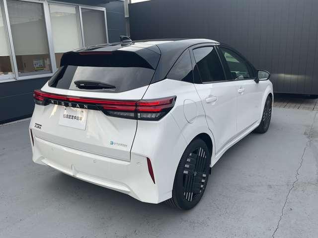 オーラ １．２　Ｇ　※※雹害車※※メーカーナビ　全周囲カメラ　自動（被害軽減）ブレーキ　ＬＥＤ　ＬＫＡ　サイドカメラ　ＥＴＣ　カーテンエアバッグ　イモビライザー　アルミホイール　禁煙　インテリジェントキー　パワーウィンドウ　ワンオーナー　フルオートエアコン（15枚目）