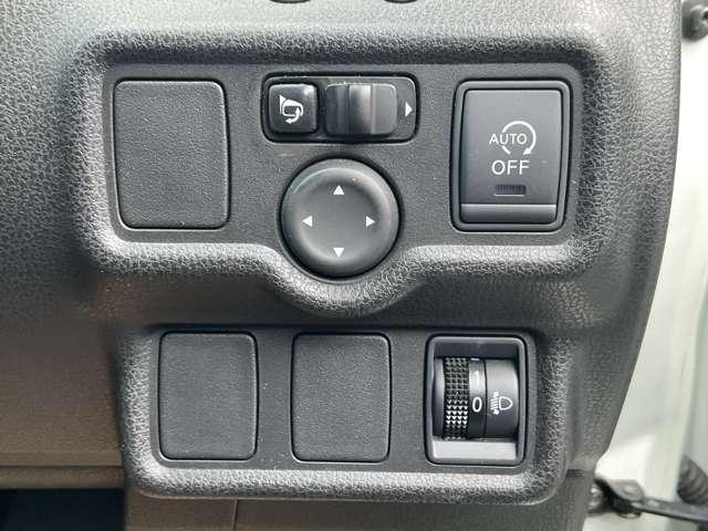 ノート 1.2 X ライダー メモリーナビ バックカメラ エコモード 運転席エアバッグ 1オーナー ナビTV 盗難防止装置 メモリーナビ バックモニター Wエアバッグ パワーウィンドウ ABS パワーステアリング キーレス 記録簿(14枚目)