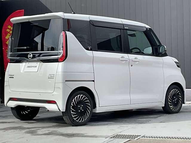 ルークス ６６０　ハイウェイスターＧターボ　アーバンクロム　ターボ　純正ナビ　ＬＥＤ　ドラレコ　フルセグＴＶ　ＬＥＤヘッドランプ　アラウンドビューＭ　ｉ－ＳＴＯＰ　１オーナー　インテリキー　禁煙車　盗難防止　メモリーナビ　アルミホイール　キーレス　車線逸脱警報（2枚目）