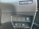 運転席のハンドル右奥側にまとめられたスイッチ群。一目で分かりやすく操作しやすいです。