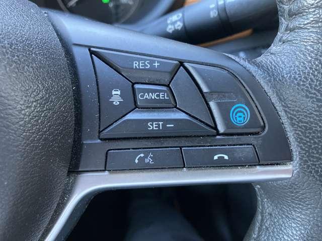 キックス １．２　Ｘ　ツートーン　インテリアエディション　（ｅ－ＰＯＷＥＲ）　大画面ナビ　シートヒーター　エマージェンシーＢ　セキュリティ　アラウンドモニター　Ｒカメラ　ＬＥＤ　ワンオーナ　エアコン　ドラレコ　スマートキー　記録簿　メモリーナビ　サイドエアバック　ＡＷ　キーレス　ワンセグＴＶ　ナビＴＶ（14枚目）