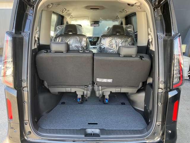 ラゲッジルームも十分な広さです。