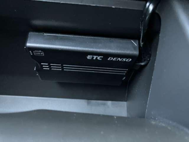 ルークス ６６０　ハイウェイスターＧターボ　アーバンクロム　プロパイロット　エディション　社外ナビ　全方位モニター　シートヒーター　インテリジェントキー　アルミホイール　記録簿　レーダークルーズコントロール　ＬＥＤヘッドライト　アイドリングストップ　サイドカメラ　レーンキープアシスト　メモリーナビ　エアコン　エアバッグ　キーレス（11枚目）