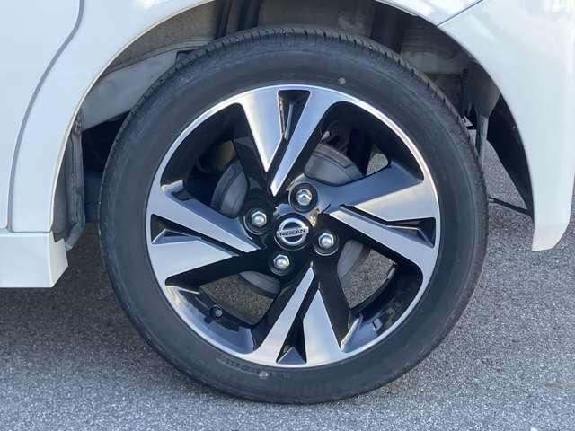 ルークス ６６０　ハイウェイスターＧターボ　アーバンクロム　プロパイロット　エディション　社外ナビ　全方位モニター　シートヒーター　インテリジェントキー　アルミホイール　記録簿　レーダークルーズコントロール　ＬＥＤヘッドライト　アイドリングストップ　サイドカメラ　レーンキープアシスト　メモリーナビ　エアコン　エアバッグ　キーレス（18枚目）