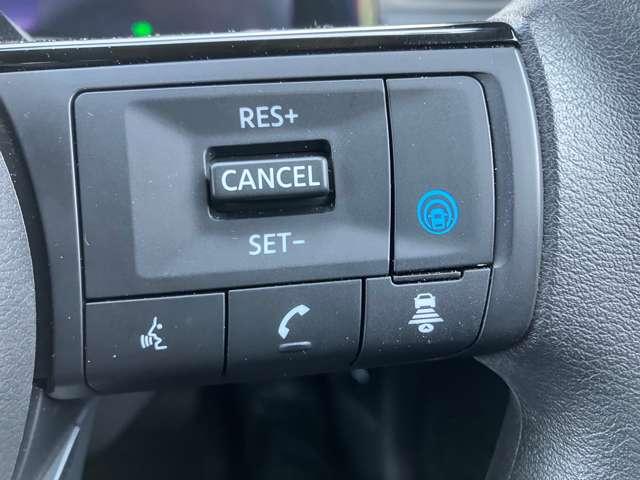 ノート １．２　Ｘ　リアカメラ　衝突被害軽減ブレ－キ　全方位カメラ　ＥＴＣ付　ＬＥＤヘッドライト　レーダークルーズ　レーンアシスト　インテリジェントキー　ワンオーナー　ドラレコ　整備記録簿　盗難防止システム　ワンセグＴＶ（7枚目）