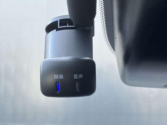 ノート １．２　Ｘ　リアカメラ　衝突被害軽減ブレ－キ　全方位カメラ　ＥＴＣ付　ＬＥＤヘッドライト　レーダークルーズ　レーンアシスト　インテリジェントキー　ワンオーナー　ドラレコ　整備記録簿　盗難防止システム　ワンセグＴＶ（15枚目）