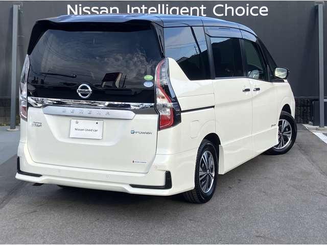 セレナ １．２　ｅ－ＰＯＷＥＲ　ハイウェイスター　Ｖ　ドライブレコーダー　後席モニター　３６０°カメラ　エマジェンシーブレーキ　１オナ　スマキー　バックカメラ　ＬＥＤ　レーンアシスト　点検記録簿付　ＥＴＣ　ドラレコ　Ａストップ　イモビ　フルオートエアコン　アルミホイール　エアバック（4枚目）