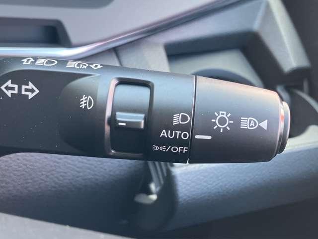 オーラ １．２　Ｇ　雹害車　プロパイロット　ＬＥＤヘッド　自動（被害軽減）ブレーキ　ＬＥＤ　ＬＫＡ　サイドカメラ　ＥＴＣ　カーテンエアバッグ　イモビライザー　アルミホイール　禁煙　インテリジェントキー　パワーウィンドウ　フルオートエアコン　キーレスエントリー（11枚目）