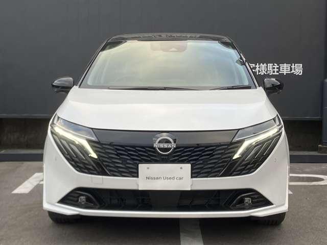 オーラ １．２　Ｇ　レザーエディション　雹害車　皮シート　メーカナビ　追突防止　レーダークルーズ　車線逸脱警報装置　ＬＥＤ　バックモニター　ＥＴＣ　インテリジェントキー　メモリーナビゲーション　ＡＷ　キーレスエントリー　オートエアコン　ＡＢＳ　パワーウィンドウ　パワステ（2枚目）