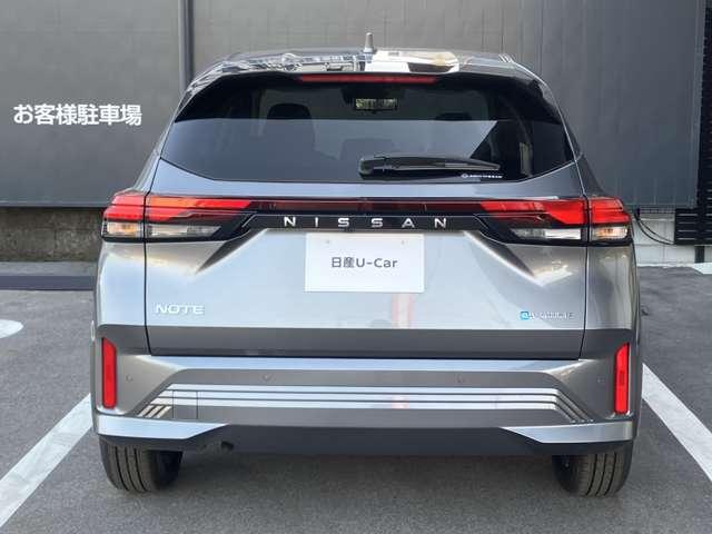 ノート １．２　Ｘ　雹害車　メーカナビ　全方位モニター　助手席エアバック　ＰＳ　ＰＷ　地デジ　キーフリーシステム　【ＬＥＤヘッドライト】　ＡＡＣ　オートハイビーム　カーテンエアバック　ＥＴＣ　バックカメラ　ＡＢＳ　エアＢ（6枚目）