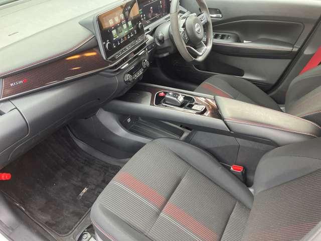 オーラ １．２　ＮＩＳＭＯ　メーカナビ　全方位モニター　ＬＥＤライト　アダプティブクルコン　全方向カメラ　地デジ　パワーステアリング　衝突軽減Ｂ　ＬＥＤランプ　１オーナ－　車線逸脱防止　オートマチックハイビーム　パワーウィンドウ（13枚目）