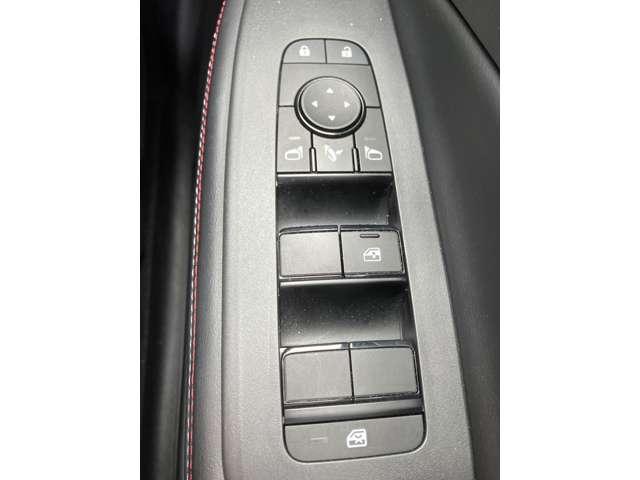 オーラ １．２　ＮＩＳＭＯ　メーカナビ　全方位モニター　ＬＥＤライト　アダプティブクルコン　全方向カメラ　地デジ　パワーステアリング　衝突軽減Ｂ　ＬＥＤランプ　１オーナ－　車線逸脱防止　オートマチックハイビーム　パワーウィンドウ（25枚目）