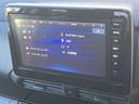 様々なオーディオソースがございます。運転中に好きな音楽を聴くことが可能です。