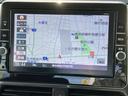 日産純正メモリーナビ付きで、遠くのお出かけの心強い味方です♪Bluetooth,CD,DVD装備で色々な音楽ソースが楽しめ直感的に操作できるタッチパネル♪