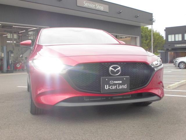 MAZDA3ファストバック 20S ツーリング 衝突被害軽減システム アダプティブクルーズコントロール 全周囲カメラ オートマチックハイビーム 革シート 電動シート シートヒーター バックカメラ オートライト LEDヘッドランプ Bluetooth(17枚目)