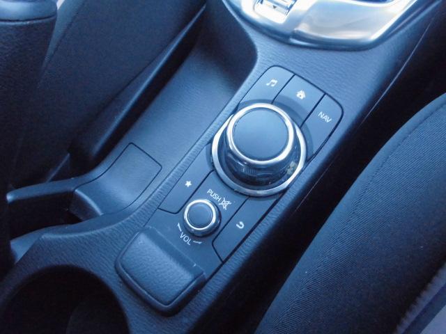 デミオ １３Ｓ　アーバンスタイリッシュモード　衝突被害軽減システム　シートヒーター　オートライト　ＬＥＤヘッドランプ　ＥＴＣ　Ｂｌｕｅｔｏｏｔｈ（12枚目）