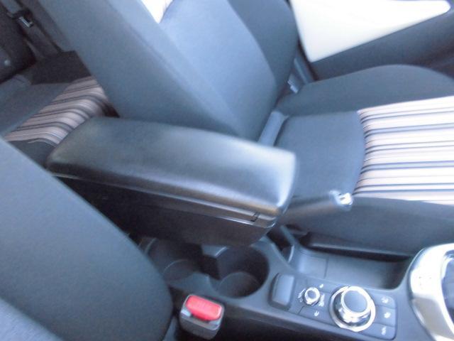 デミオ １３Ｓ　アーバンスタイリッシュモード　衝突被害軽減システム　シートヒーター　オートライト　ＬＥＤヘッドランプ　ＥＴＣ　Ｂｌｕｅｔｏｏｔｈ（16枚目）