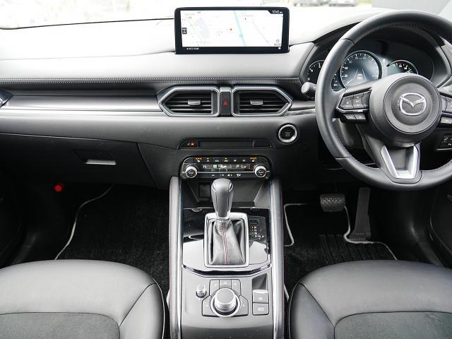 ＣＸ－５ ＸＤ　ブラックトーンエディション　衝突被害軽減システム　アダプティブクルーズコントロール　全周囲カメラ　オートマチックハイビーム　電動シート　シートヒーター　バックカメラ　オートライト　ＬＥＤヘッドランプ　ＥＴＣ　Ｂｌｕｅｔｏｏｔｈ（6枚目）