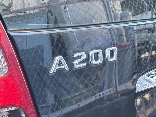 Ａクラス Ａ２００　ターボ　アバンギャルド　ナビ　フルセグＴＶ　バックカメラ　ワンオーナー　黒革シート　パワーステアリング　パワーウィンドウ　ＨＩＤライト（20枚目）