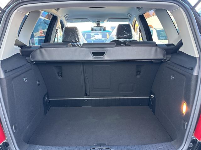 Ａクラス Ａ２００　ターボ　アバンギャルド　ナビ　フルセグＴＶ　バックカメラ　ワンオーナー　黒革シート　パワーステアリング　パワーウィンドウ　ＨＩＤライト（24枚目）