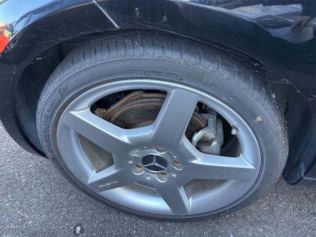 Ａクラス Ａ２００　ターボ　アバンギャルド　ナビ　フルセグＴＶ　バックカメラ　ワンオーナー　黒革シート　パワーステアリング　パワーウィンドウ　ＨＩＤライト（33枚目）