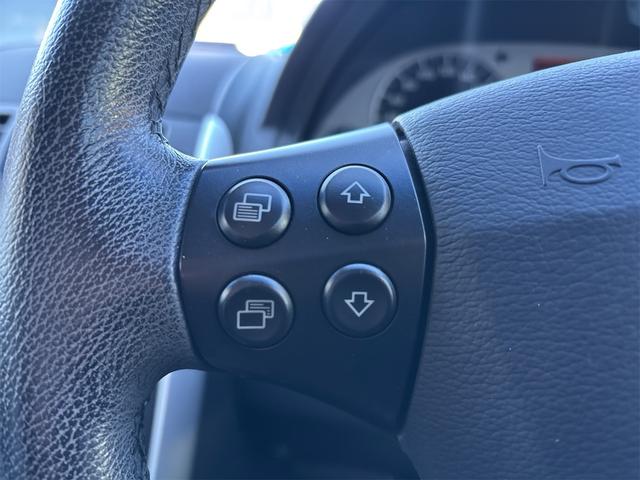 Ａクラス Ａ２００　ターボ　アバンギャルド　ナビ　フルセグＴＶ　バックカメラ　ワンオーナー　黒革シート　パワーステアリング　パワーウィンドウ　ＨＩＤライト（42枚目）