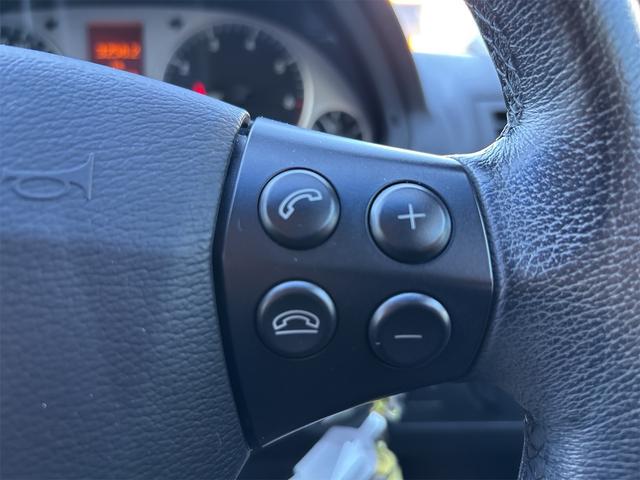 Ａクラス Ａ２００　ターボ　アバンギャルド　ナビ　フルセグＴＶ　バックカメラ　ワンオーナー　黒革シート　パワーステアリング　パワーウィンドウ　ＨＩＤライト（43枚目）