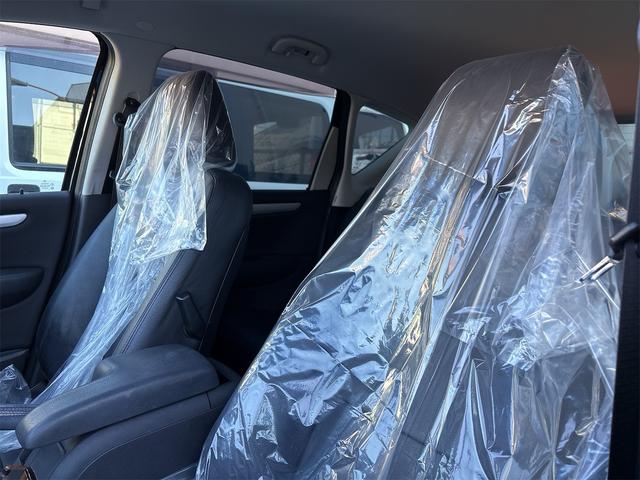 Ａクラス Ａ２００　ターボ　アバンギャルド　ナビ　フルセグＴＶ　バックカメラ　ワンオーナー　黒革シート　パワーステアリング　パワーウィンドウ　ＨＩＤライト（62枚目）