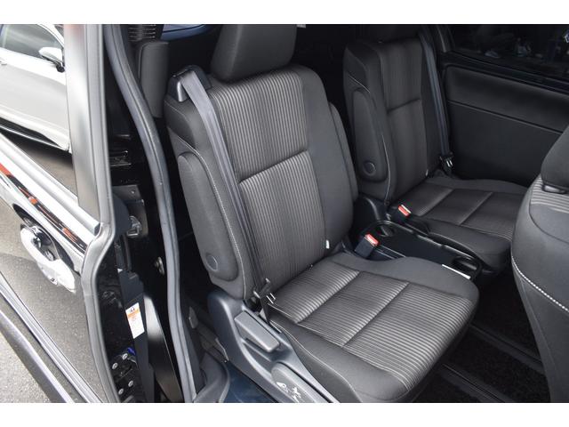 ヴォクシー ZS 煌II モデリスタエアロVOLTEC19AW新品タイヤ車高調LEDヘッド外LEDフォグシグネチャーイルミ純正10inナビTVBカメラ純正12in後席モニター両側パワスラETCドラレコ取説整備手帳1オーナー車(12枚目)