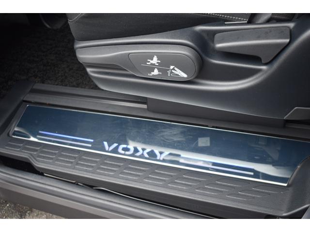 ヴォクシー ZS 煌II モデリスタエアロVOLTEC19AW新品タイヤ車高調LEDヘッド外LEDフォグシグネチャーイルミ純正10inナビTVBカメラ純正12in後席モニター両側パワスラETCドラレコ取説整備手帳1オーナー車(68枚目)