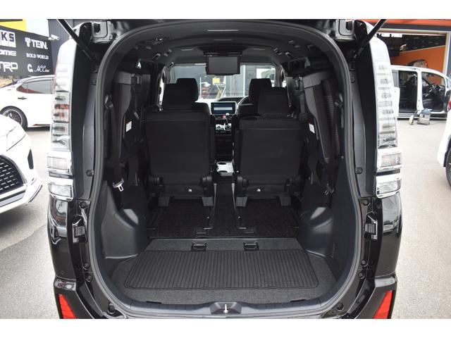 ヴォクシー ZS 煌II モデリスタエアロVOLTEC19AW新品タイヤ車高調LEDヘッド外LEDフォグシグネチャーイルミ純正10inナビTVBカメラ純正12in後席モニター両側パワスラETCドラレコ取説整備手帳1オーナー車(70枚目)