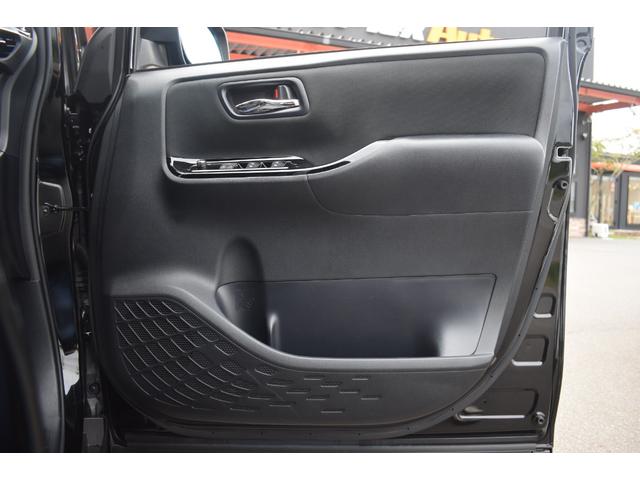 ヴォクシー ZS 煌II モデリスタエアロVOLTEC19AW新品タイヤ車高調LEDヘッド外LEDフォグシグネチャーイルミ純正10inナビTVBカメラ純正12in後席モニター両側パワスラETCドラレコ取説整備手帳1オーナー車(72枚目)