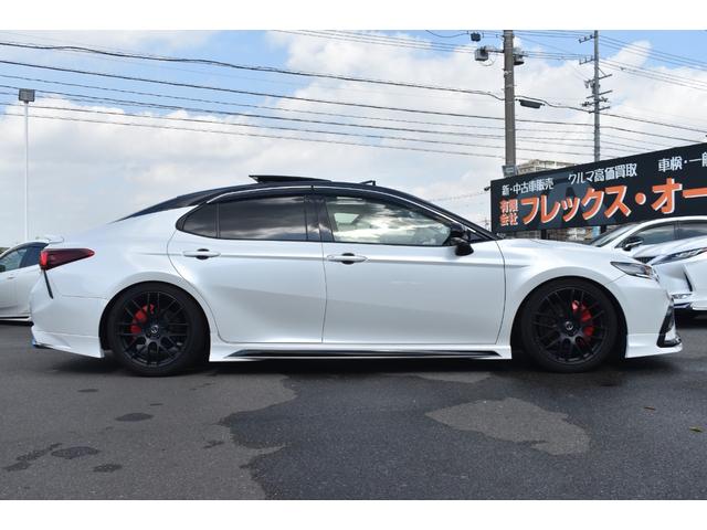 カムリ ＷＳレザーパッケージ　ＧＲエアロＷＯＲＫ１９ＡＷ車高調外４本出しマフラーパノラマルーフ外ＬＥＤテール外３眼ＬＥＤヘッドＢＳＭ純正ＤオーディオナビＴＶＢカメラ黒革シートシートヒーターＴセーフティ外ドラレコ付きＤインナーミラー（5枚目）
